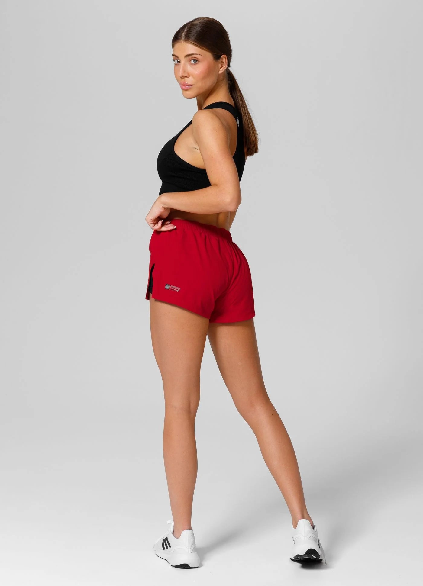 SHORT FEMME PERFORMANCE PRO PLUS ROUGE PITBULL 5